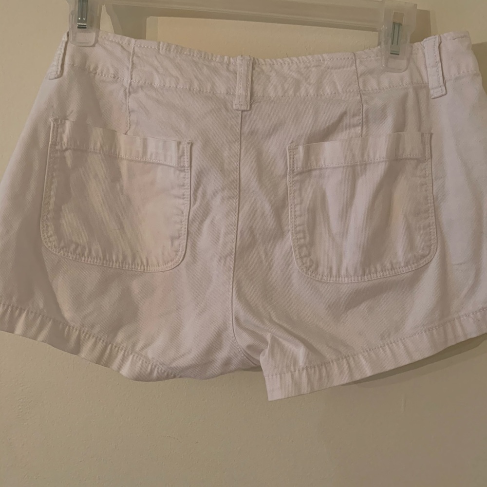 Shorts - Picture 3 of 3